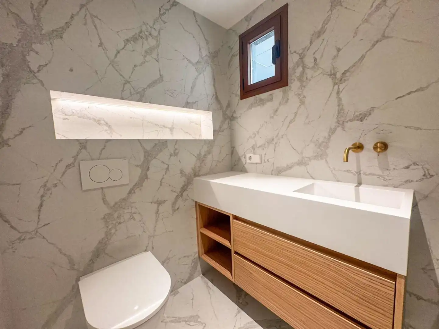 Baño de Piso en venta en Pollença con Aire acondicionado, Calefacción y Terraza