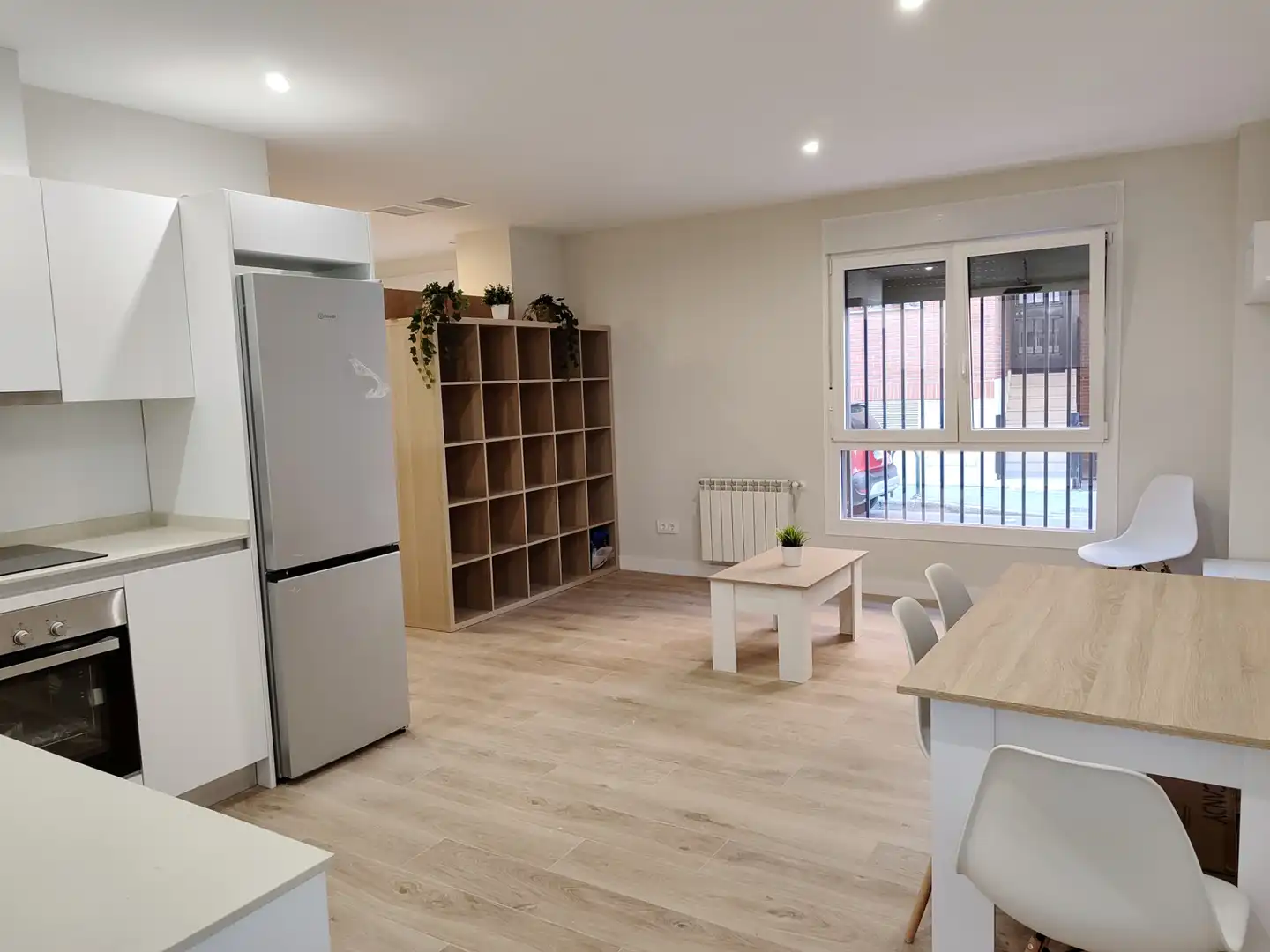 Kitchen of Flat for rent in Madrid  with Air Conditioner, Heating and Storage room