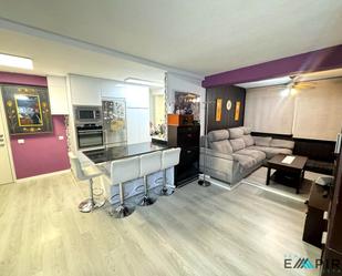 Living room of Flat for sale in Móstoles  with Air Conditioner, Heating and Community pool