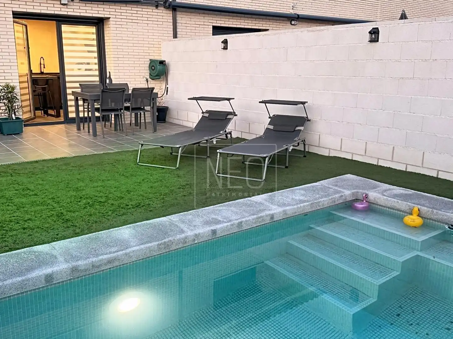 Adossat amb piscina en venda a Carranque, imagen 3