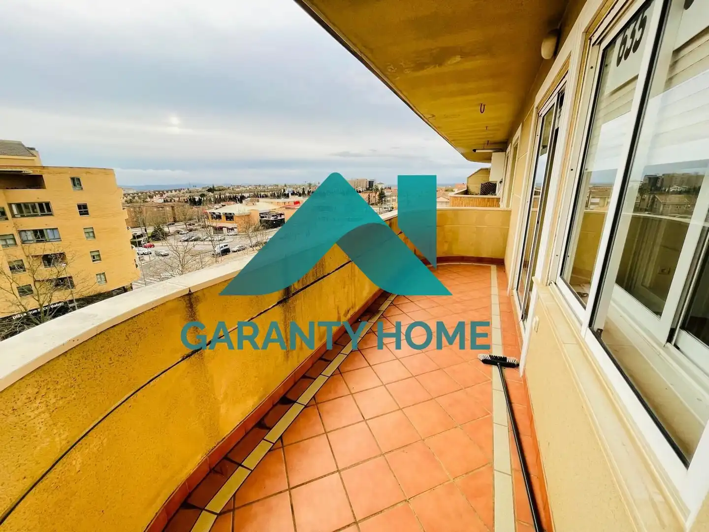 Vista exterior de Piso en venta en Cáceres con Aire acondicionado, Calefacción y Parquet