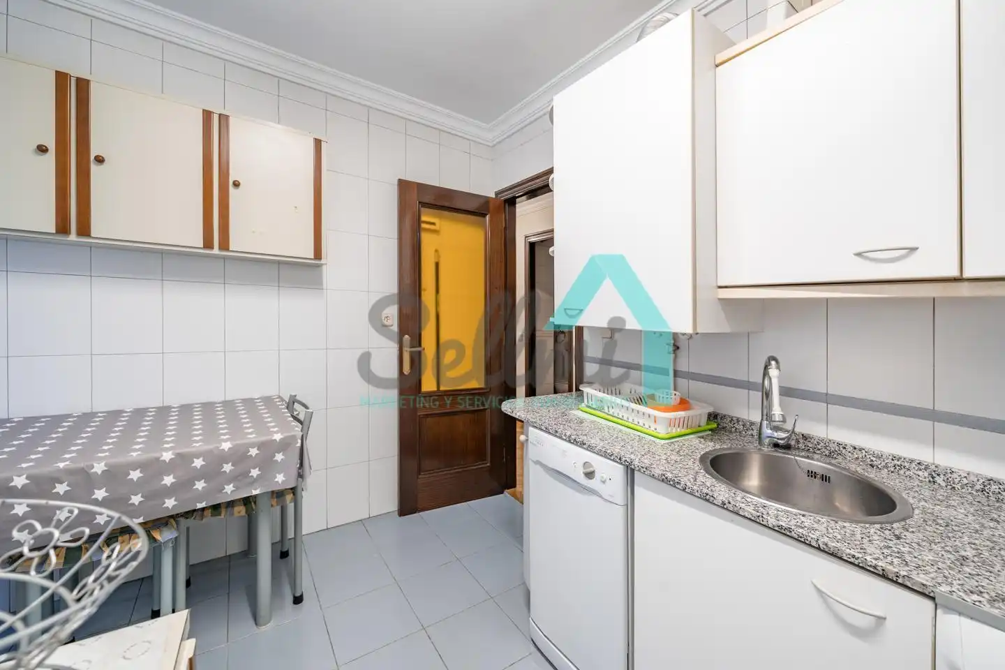 Küche von Wohnung zum Verkauf in Gijón  mit Heizung und Parkett