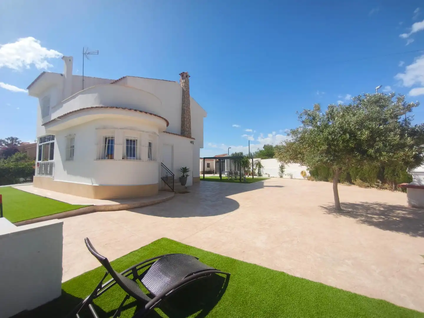 Jardín de Casa o chalet en venta en San Vicente del Raspeig / Sant Vicent del Raspeig con Piscina comunitaria