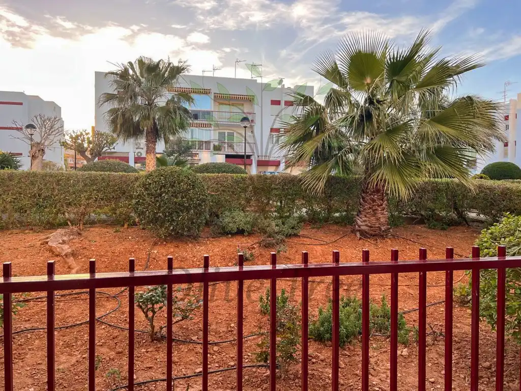 Außenansicht von Erdgeschoss zum Verkauf in Santa Eulària des Riu