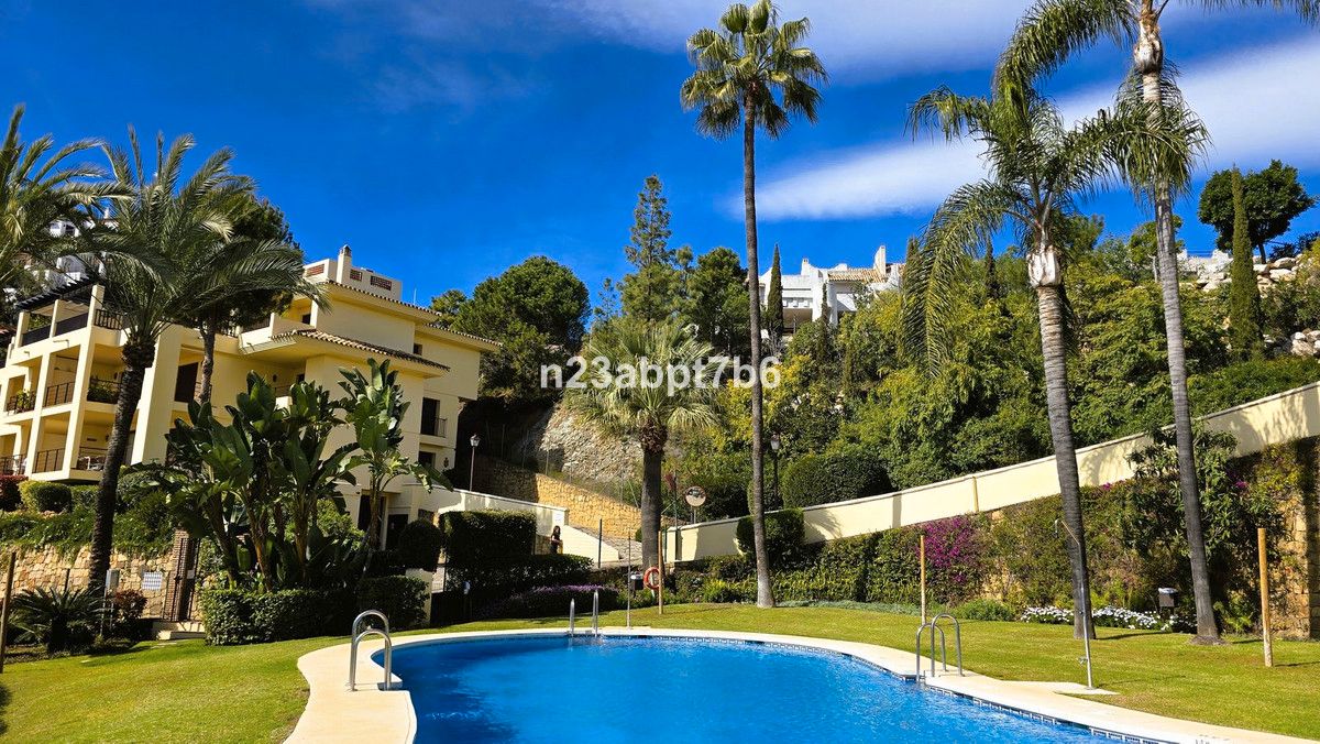Garden of Flat for sale in Benahavís  with Air Conditioner, Terrace and Storage room