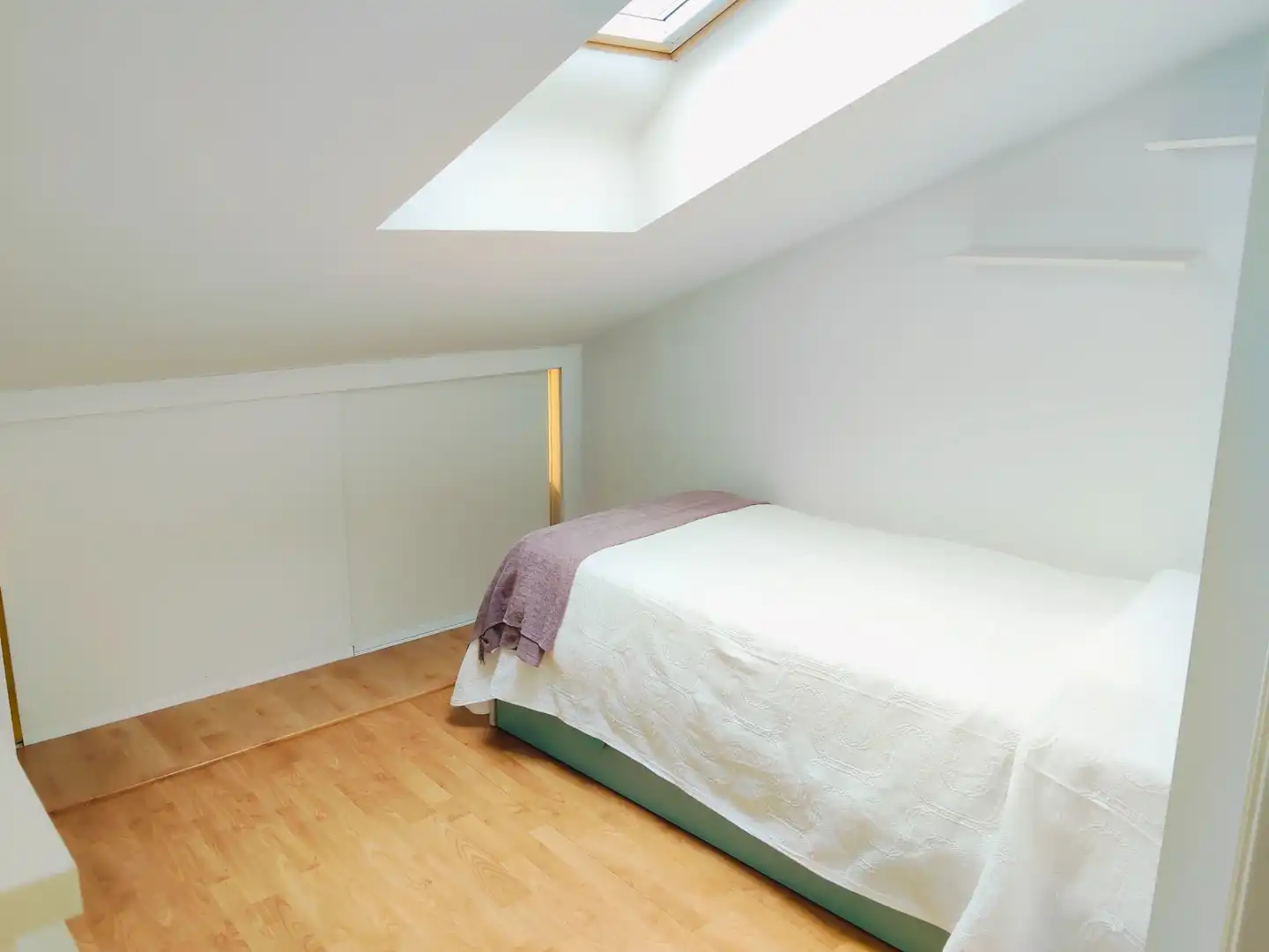 Habitación de Dúplex en venta en Santander con Calefacción, Parquet y Amueblado