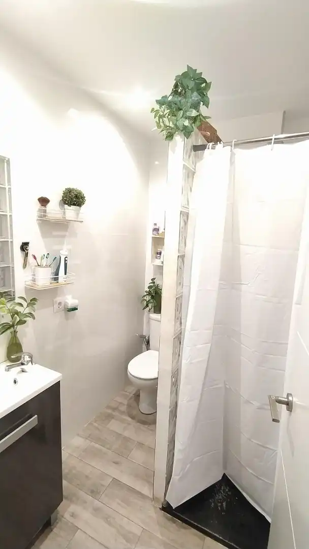 Baño de Piso en venta en Málaga con Aire acondicionado y Terraza