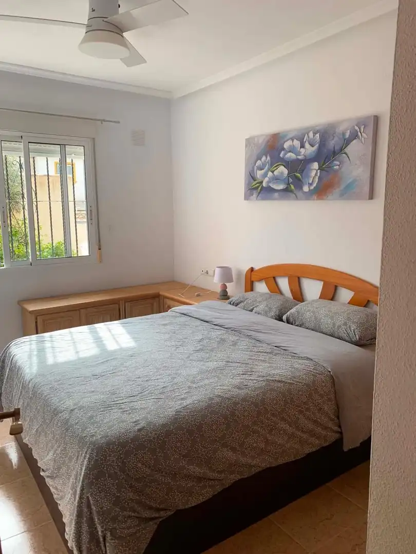 Dormitori de Casa o xalet en venda en Orihuela amb Aire condicionat, Calefacció i Jardí privat