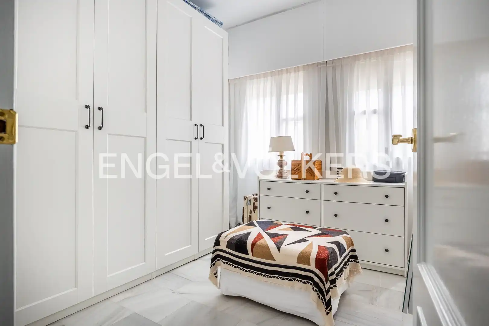 Bedroom of Houses for sale in Sevilla  with Air Conditioner, Heating and Private garden