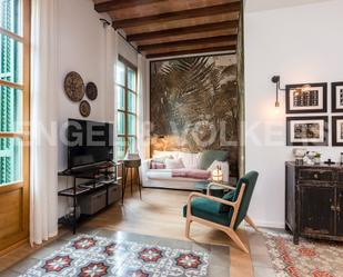 Sala d'estar de Pis de lloguer en  Barcelona Capital amb Balcó