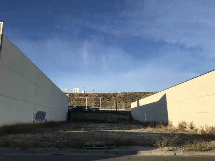 Vista exterior de Terreny industrial en venda en Cuarte de Huerva
