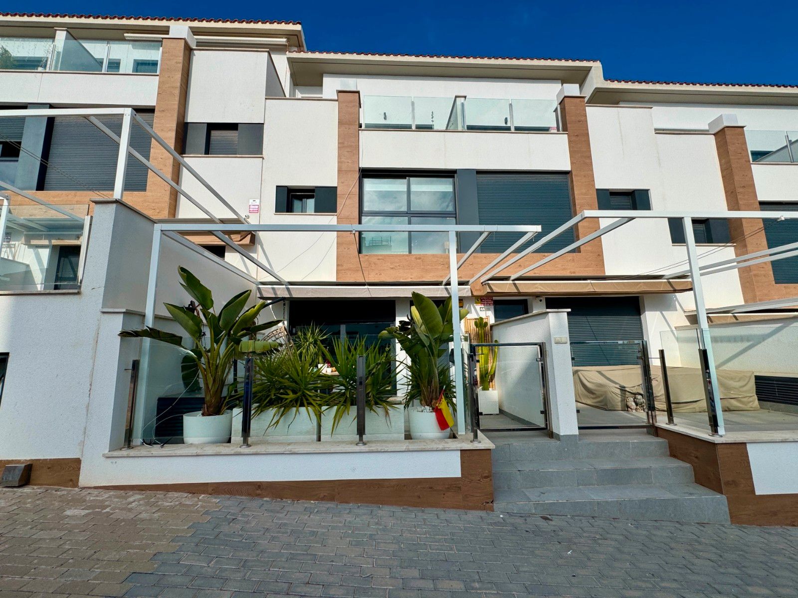 Vista exterior de Casa o chalet en venta en Guardamar del Segura con Aire acondicionado, Terraza y Trastero