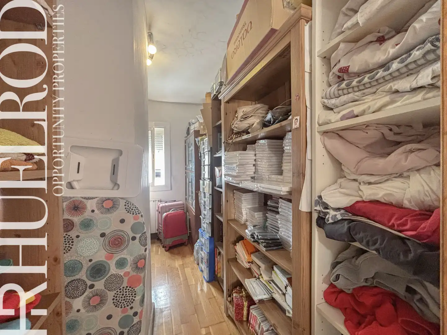 Habitación de Piso en venta en Santa Coloma de Gramenet con Calefacción, Parquet y Amueblado