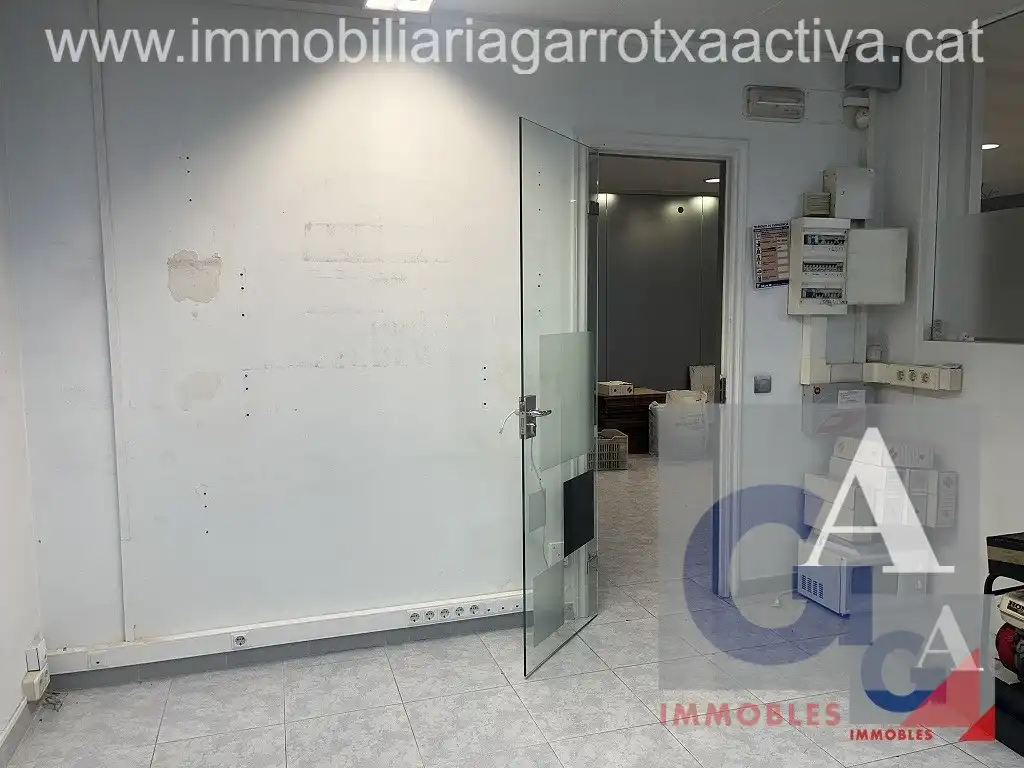 Business premises to rent in Olot, imagen 3