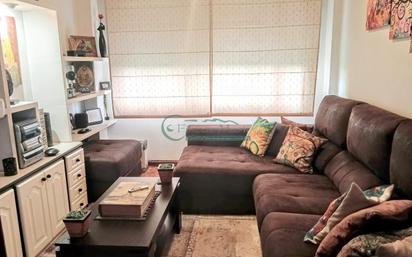 Living room of Flat for sale in Vigo   with Heating