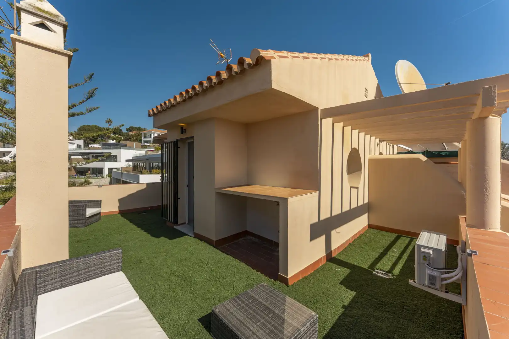 Reihenhaus mit Terrasse zum Verkauf in Elviria - Cabopino, imagen 44