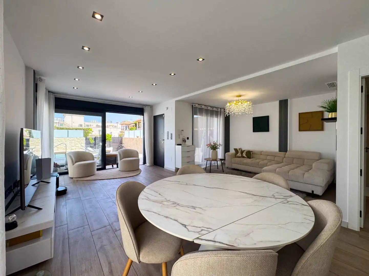 Detached house with pool for sale in Orihuela Costa, imagen 14