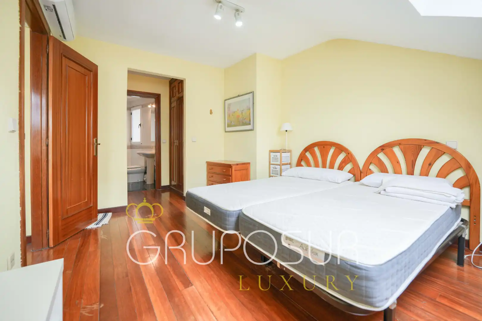 Habitación de Apartamento en venta en Valladolid con Aire acondicionado, Calefacción y Parquet