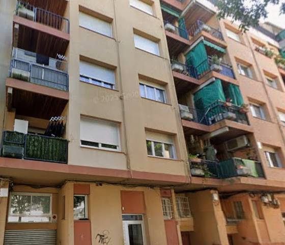 Piso en Venta en C/ Santiago Ramón y Cajal en Mas Masó - Hospital