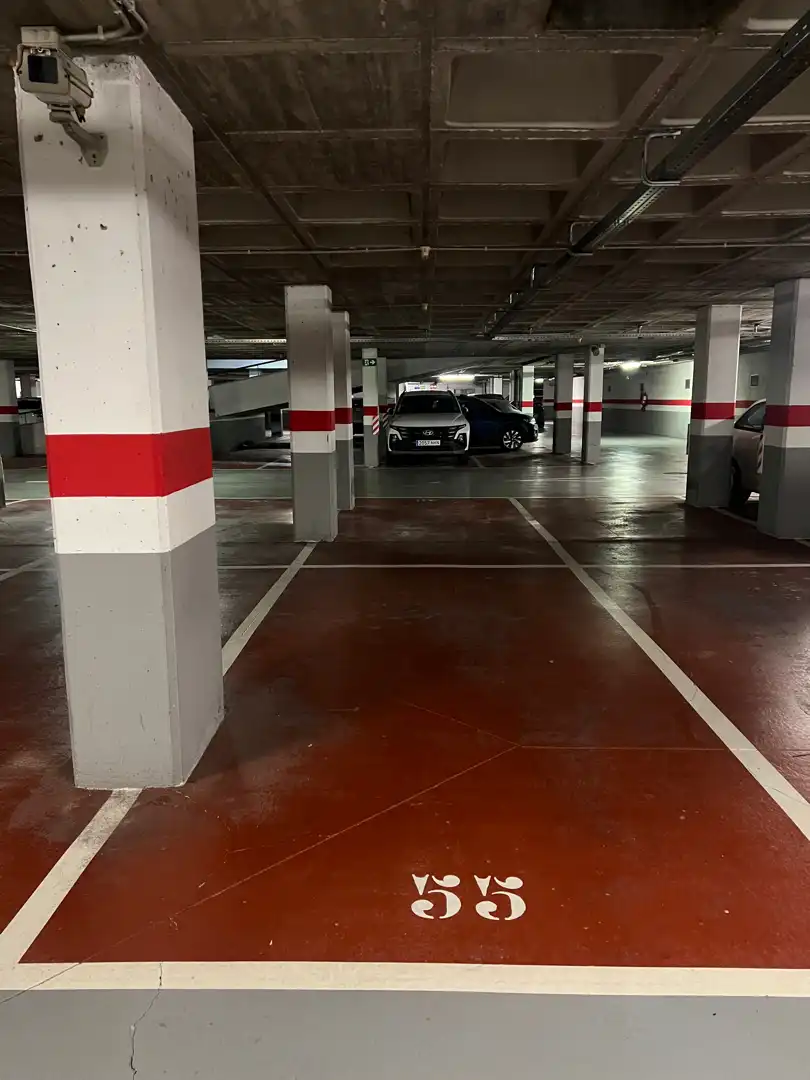 Einzelparkplatz mit Aufzug zum Verkauf in Plaza Cataluña