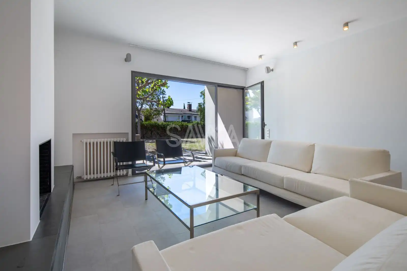 Living room of Houses for sale in Sant Just Desvern  with Air Conditioner, Heating and Parquet flooring