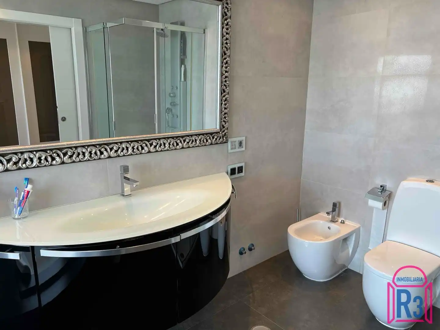 Baño de Casa o chalet en venta en Cuadros con Calefacción, Terraza y Piscina