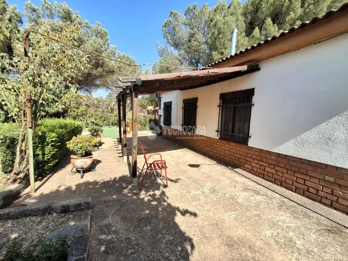 Jardí de Finca rústica en venda en Santa Elena amb Aire condicionat, Terrassa i Moblat