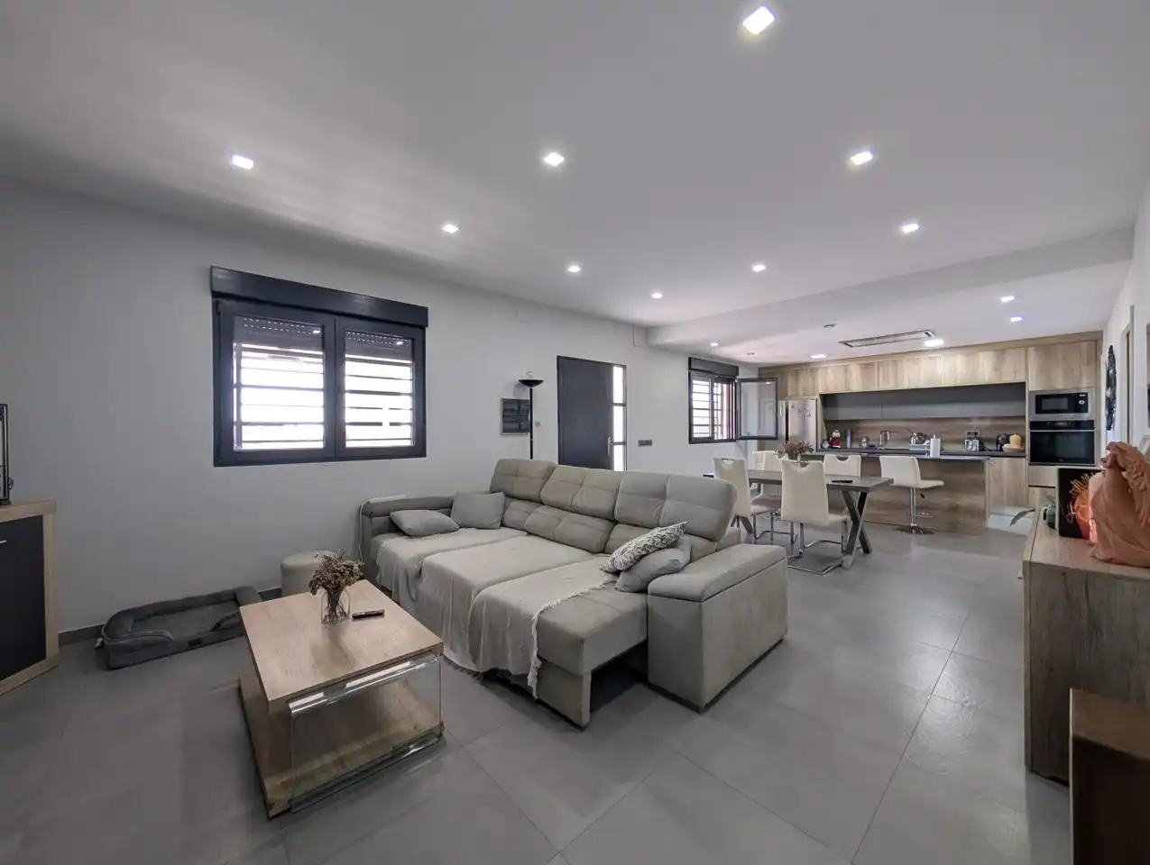 Casa rústica con piscina en venta en H, imagen 3
