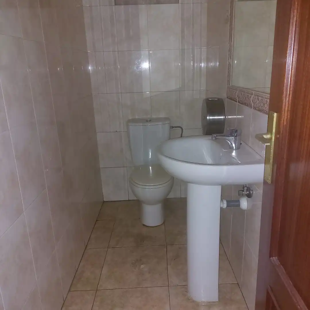 Local comercial en venda a Calle Pablo Casals, imagen 4
