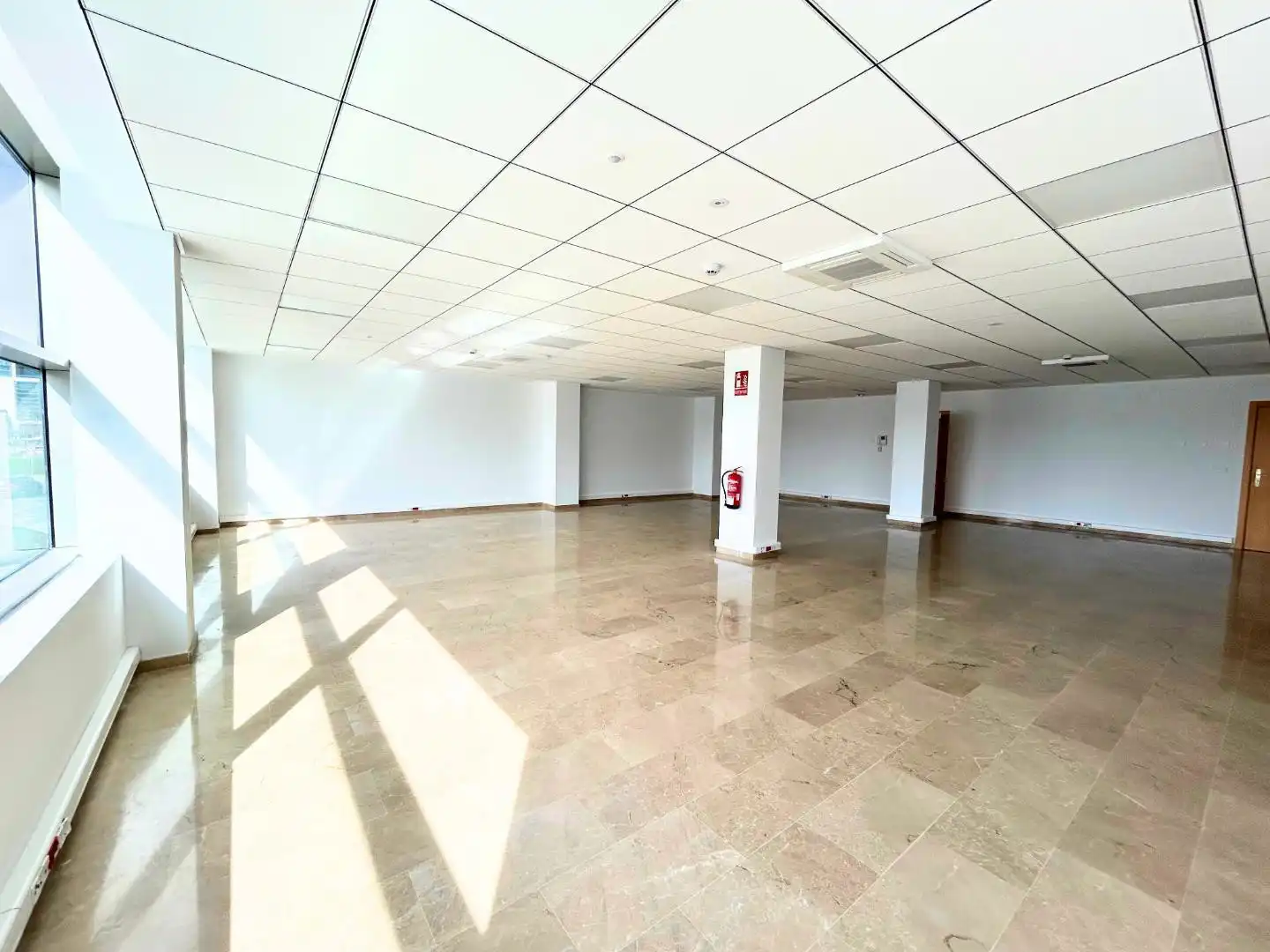 Büro zur Miete in Poble Nou