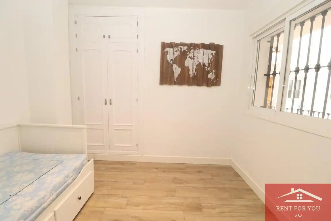 Habitación de Piso de alquiler en Alhaurín El Grande con Aire acondicionado