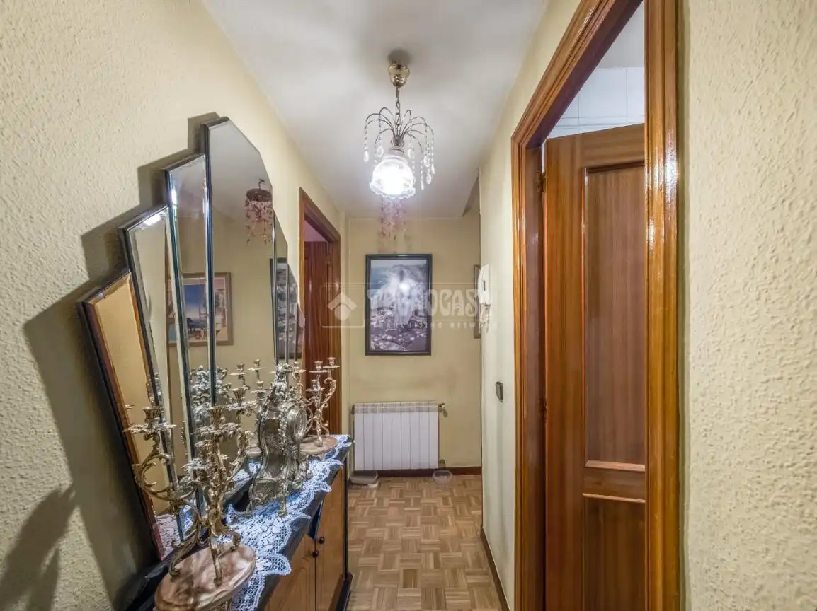 Piso en venta en Madrid con Aire acondicionado, Calefacción y Balcón