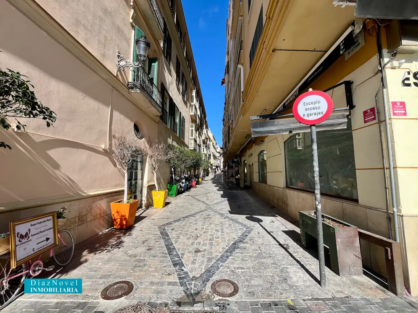 Vista exterior de Local en venta en Málaga con Aire acondicionado, Calefacción y Parquet