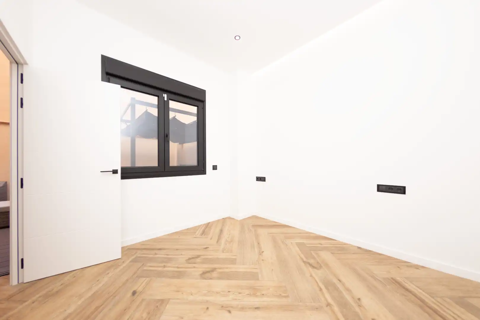 Piso en venta en Barcelona con Aire acondicionado, Calefacción y Terraza