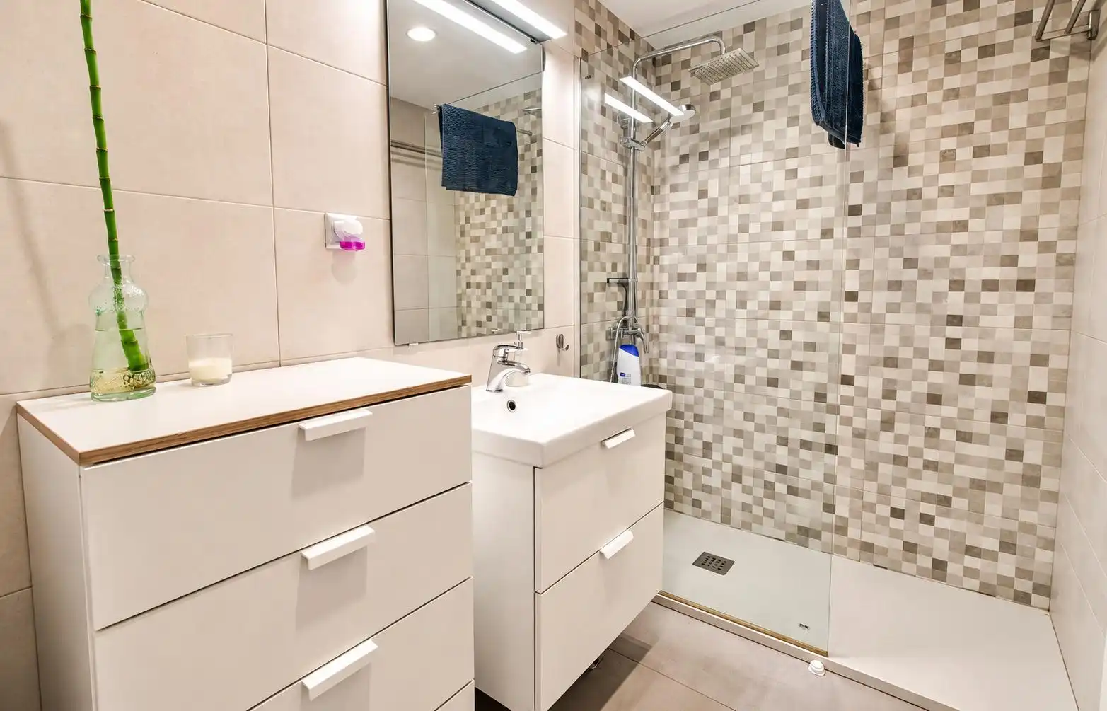 Piso con terraza en venta en Calle del Pinoso, imagen 5