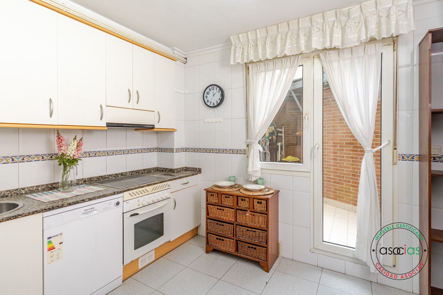 Kitchen of Flat for sale in Gijón   with Heating, Parquet flooring and Storage room