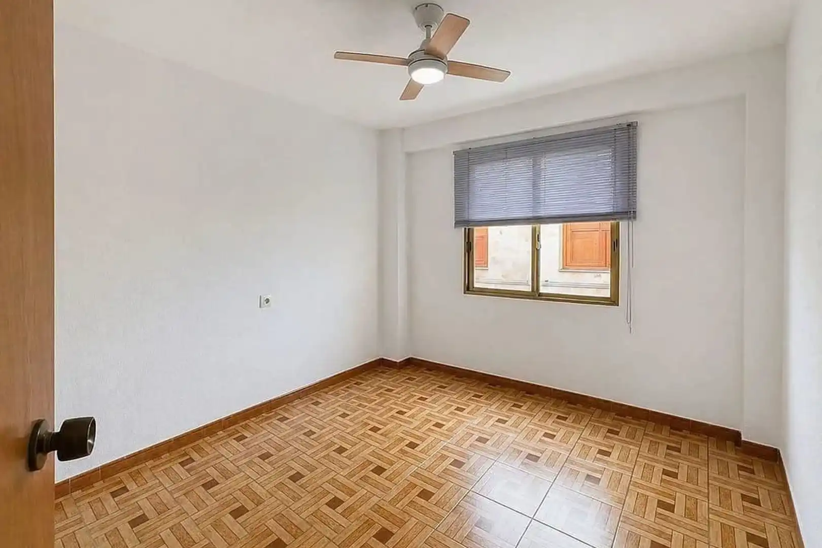Bedroom of Apartments for sale in Mutxamel  with Balcony