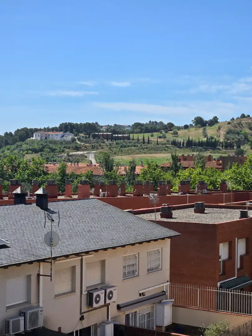 Casa adosada en venda a Roc Blanc