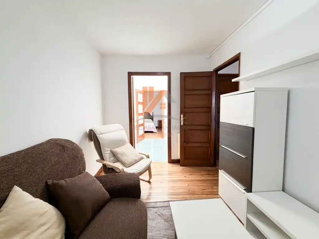Sala de estar de Piso en venta en Santiago de Compostela  con Horno