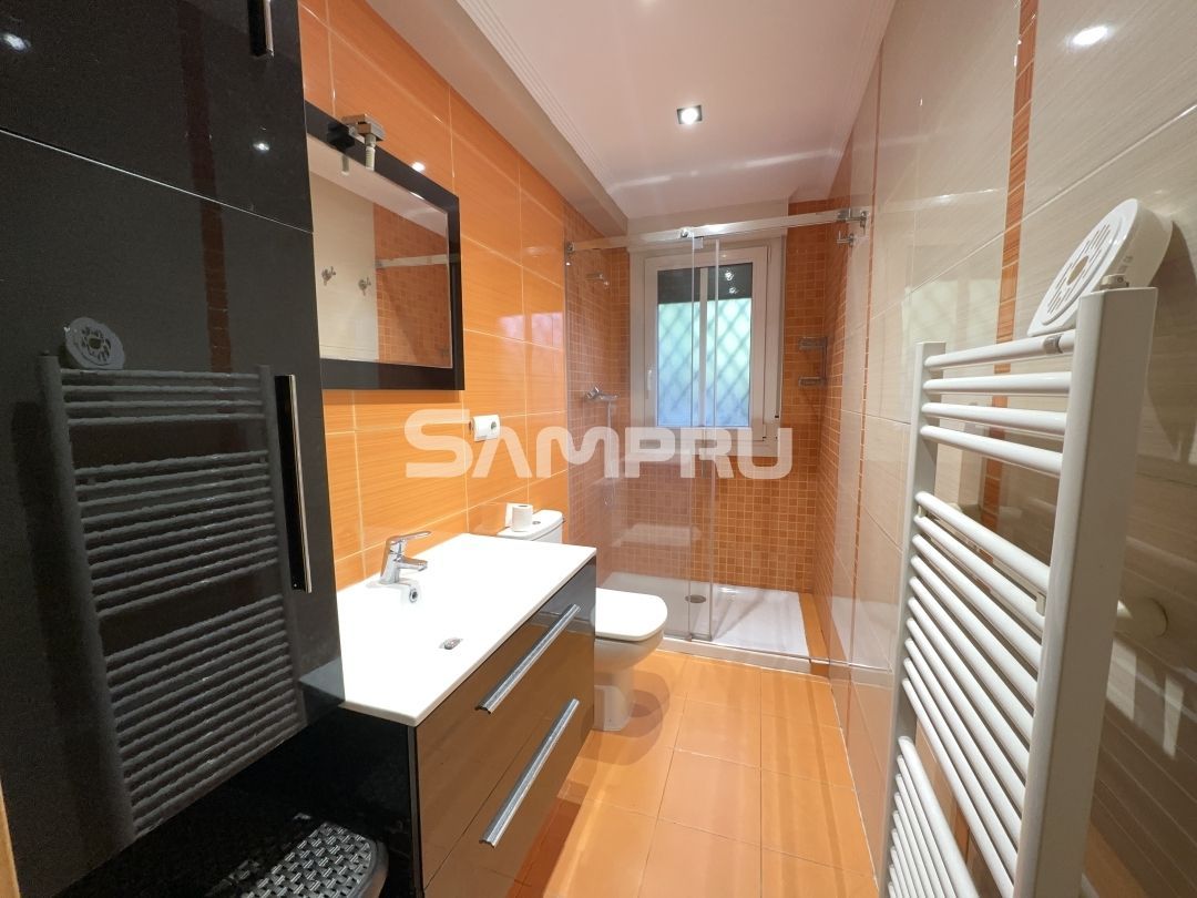 Bathroom of Flat to rent in Arrasate / Mondragón  with Heating