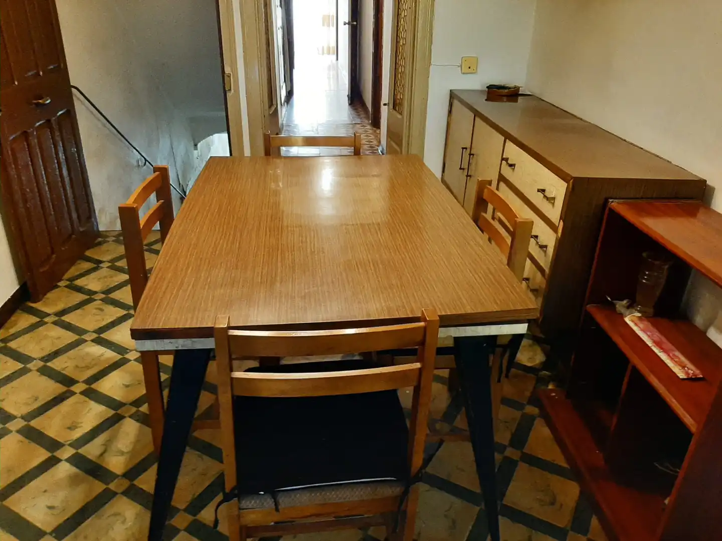 Casa aparellada amb terrassa en venda a Carrer Salmeron, imagen 3