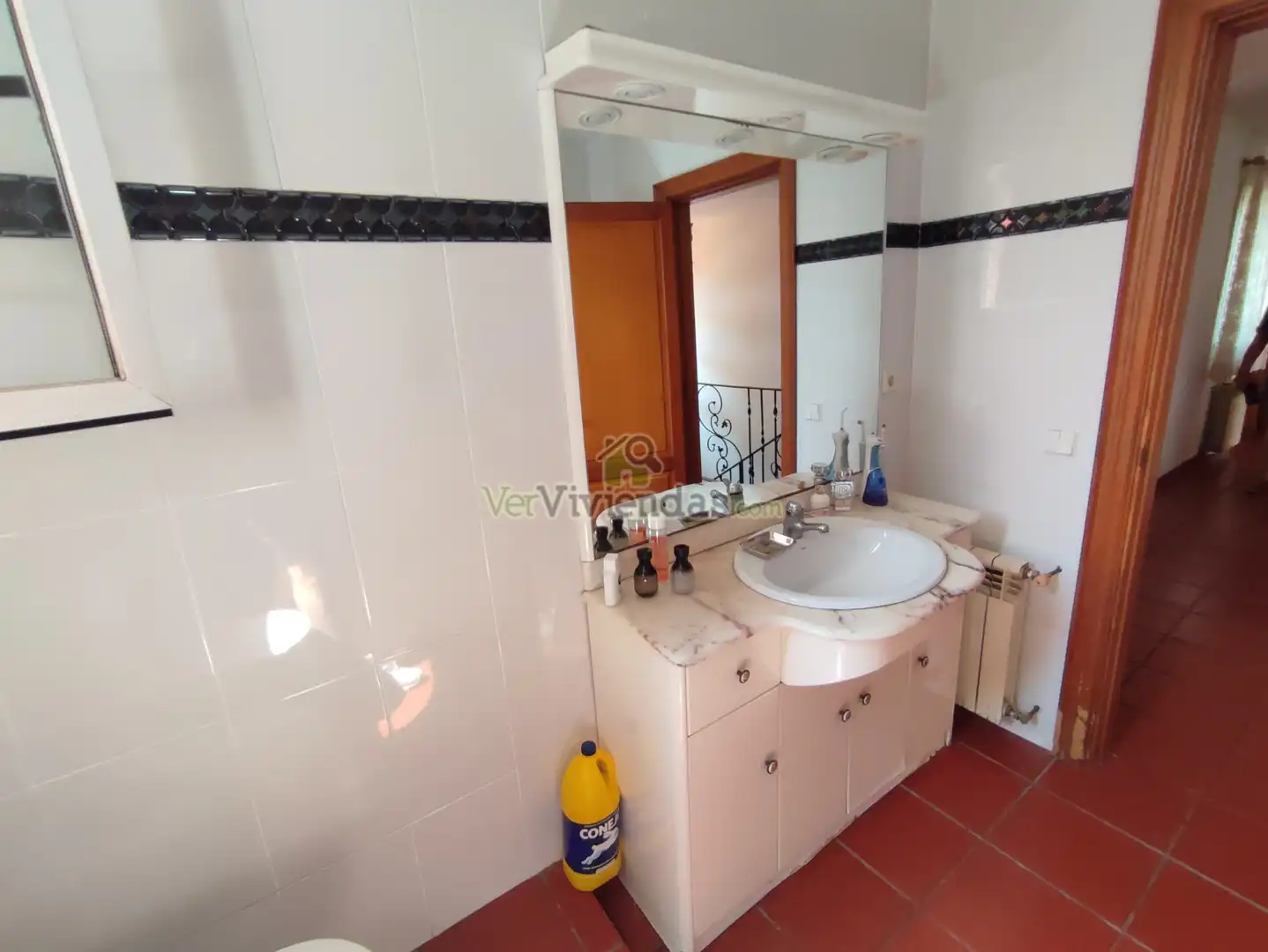 Bany de Casa o xalet en venda en Esparreguera amb Aire condicionat, Calefacció i Jardí privat