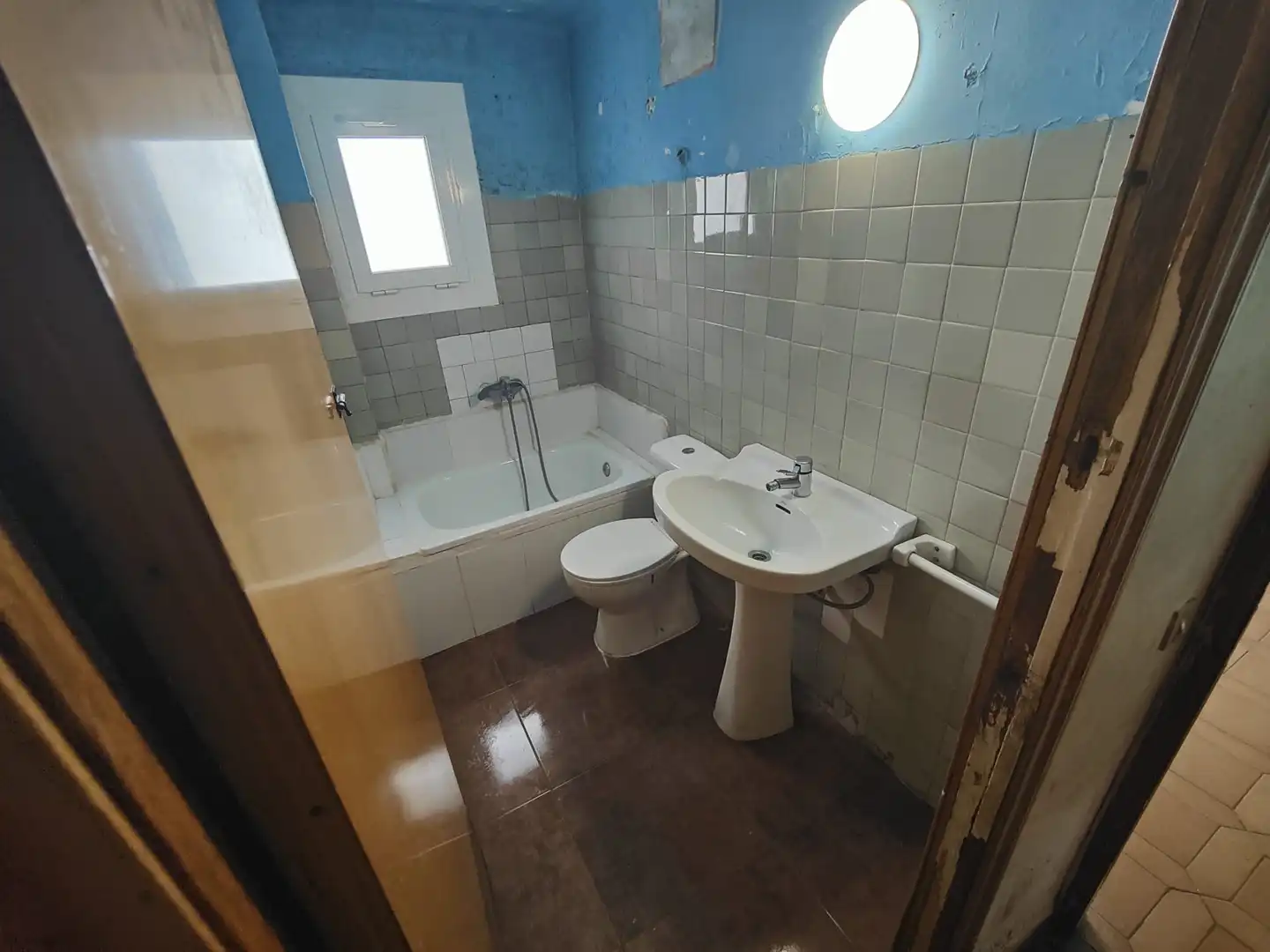 Bathroom of Flat for sale in Santa Coloma de Farners