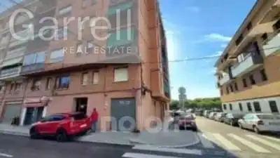 Exterior view of Flat for sale in Canovelles