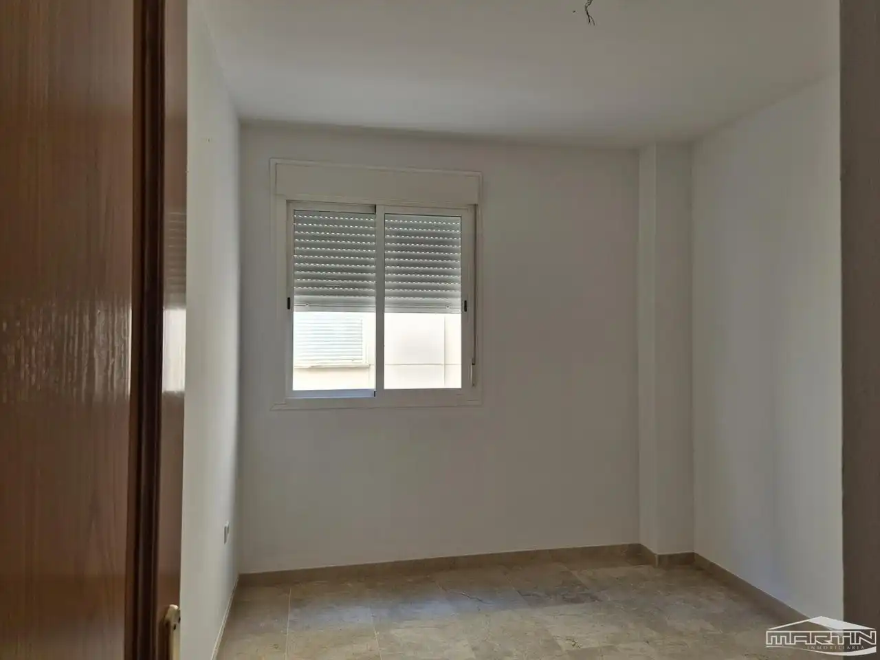 Habitación de Piso de alquiler en Lucena con Aire acondicionado, Terraza y Piscina comunitaria