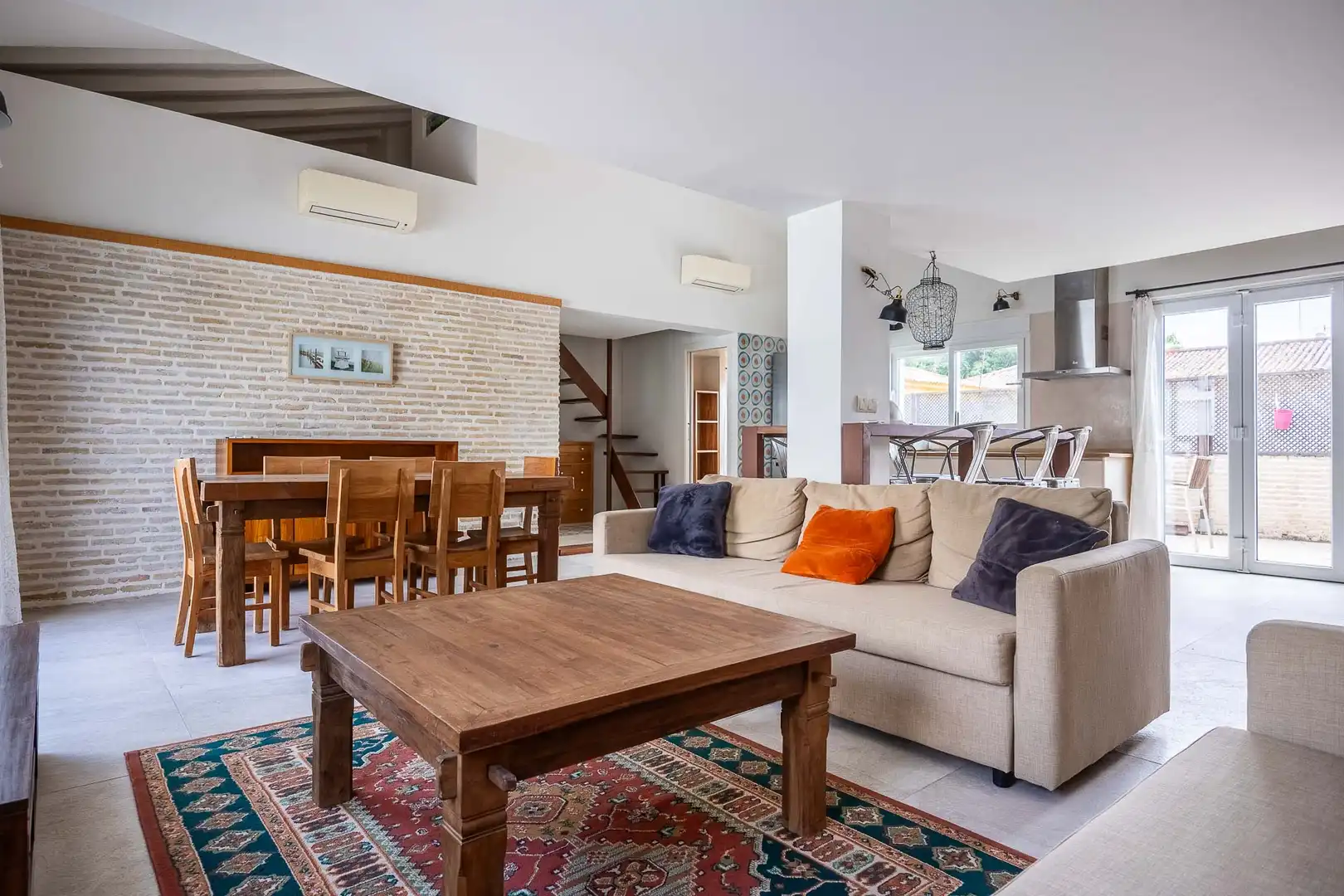 Living room of Duplexes for rent in Sevilla  with Air Conditioner, Heating and Terrace