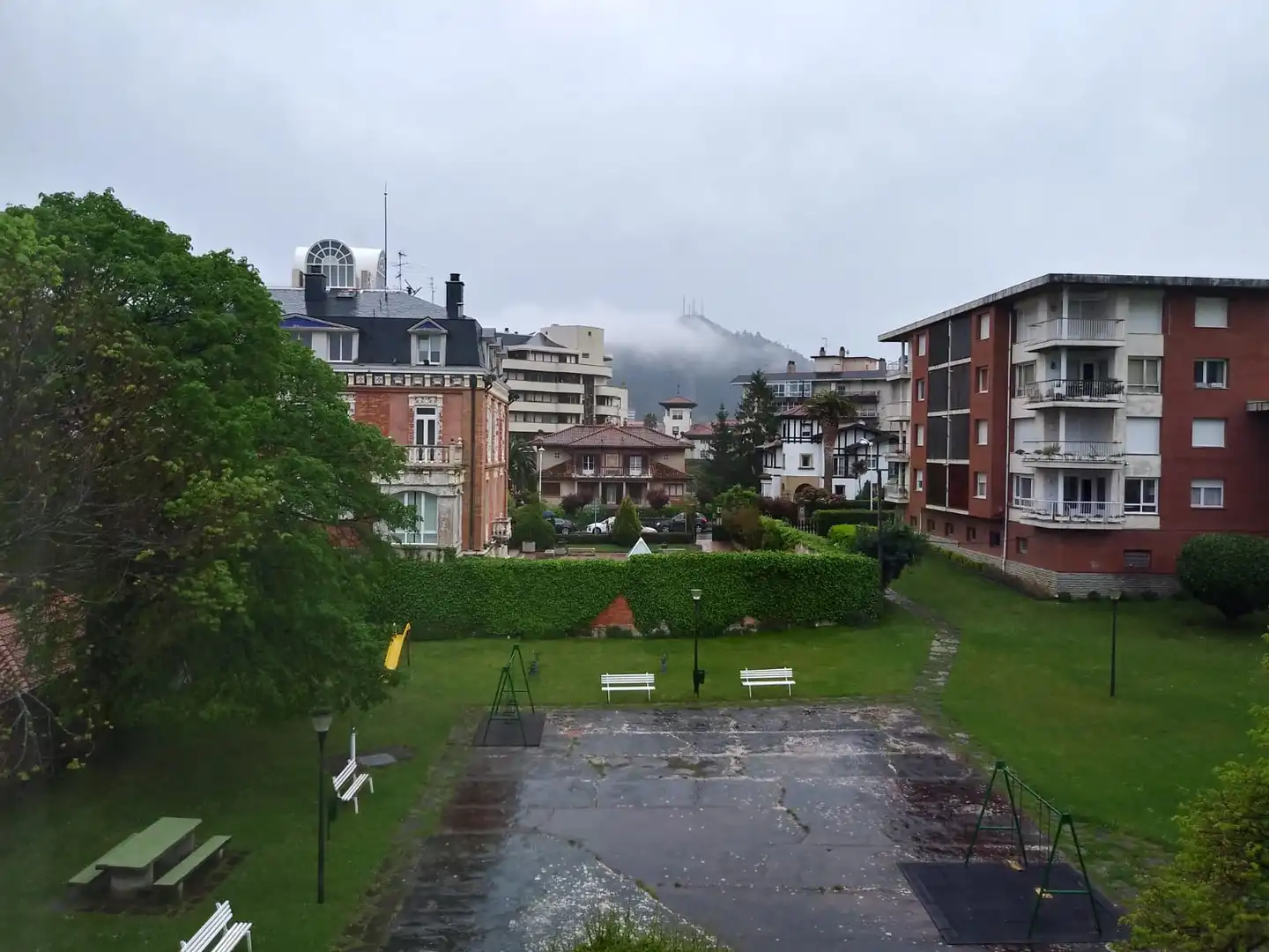 Außenansicht von Haus oder Chalet zur Miete in Castro-Urdiales mit Heizung, Privatgarten und Terrasse