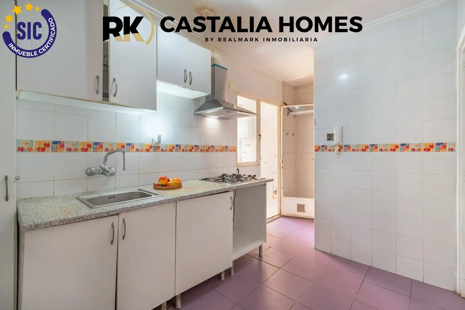 Cocina de Piso en venta en Castellón de la Plana / Castelló de la Plana con Trastero y Balcón