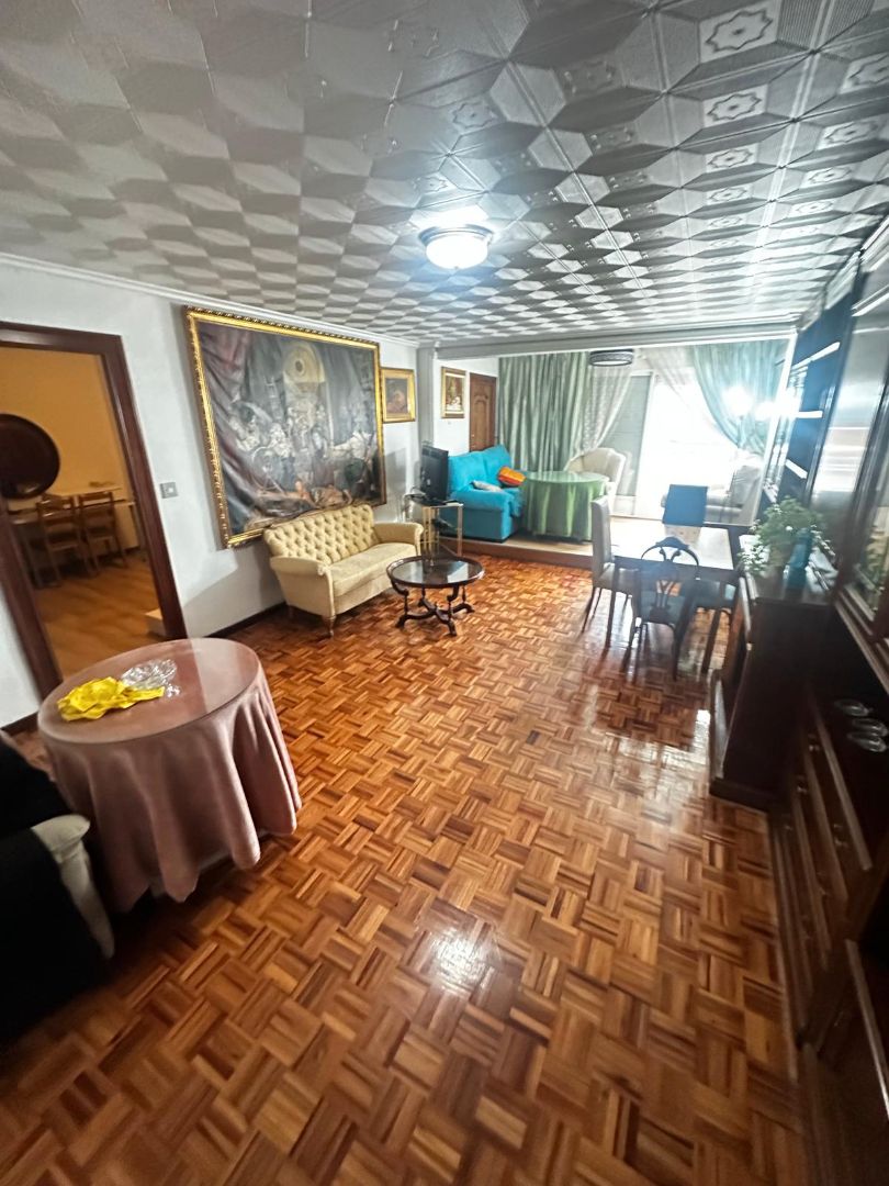 Sala d'estar de Àtic en venda en  Jaén Capital amb Aire condicionat, Moblat i Balcó