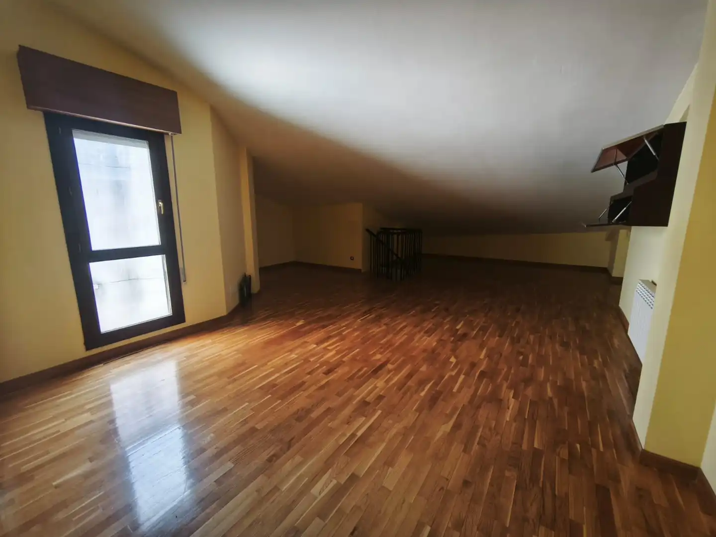 Wohnung zum Verkauf in Salvatierra / Agurain mit Parkett und Abstellraum